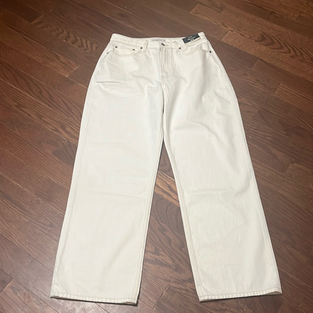 The loose jeans